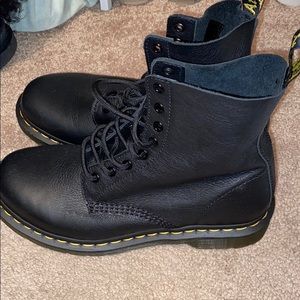 Dr. Martens women’s Boots